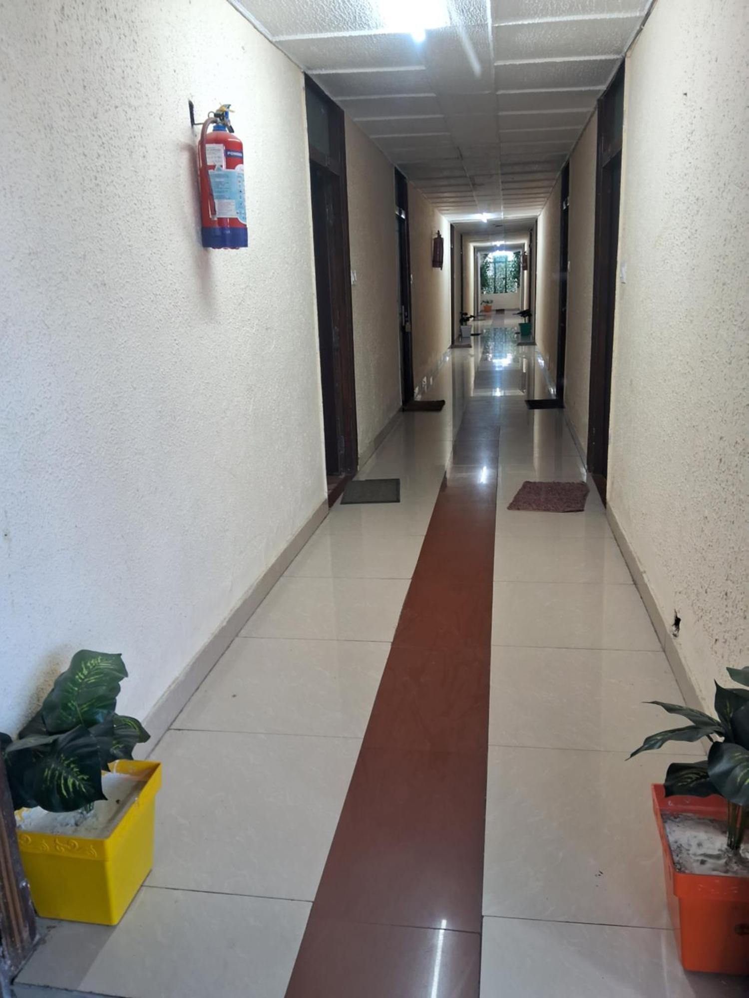 Hotel The Mussoorie International מראה חיצוני תמונה