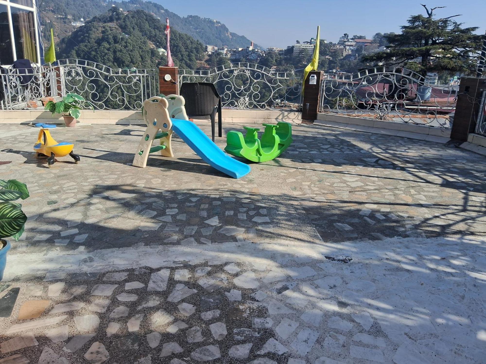 Hotel The Mussoorie International מראה חיצוני תמונה