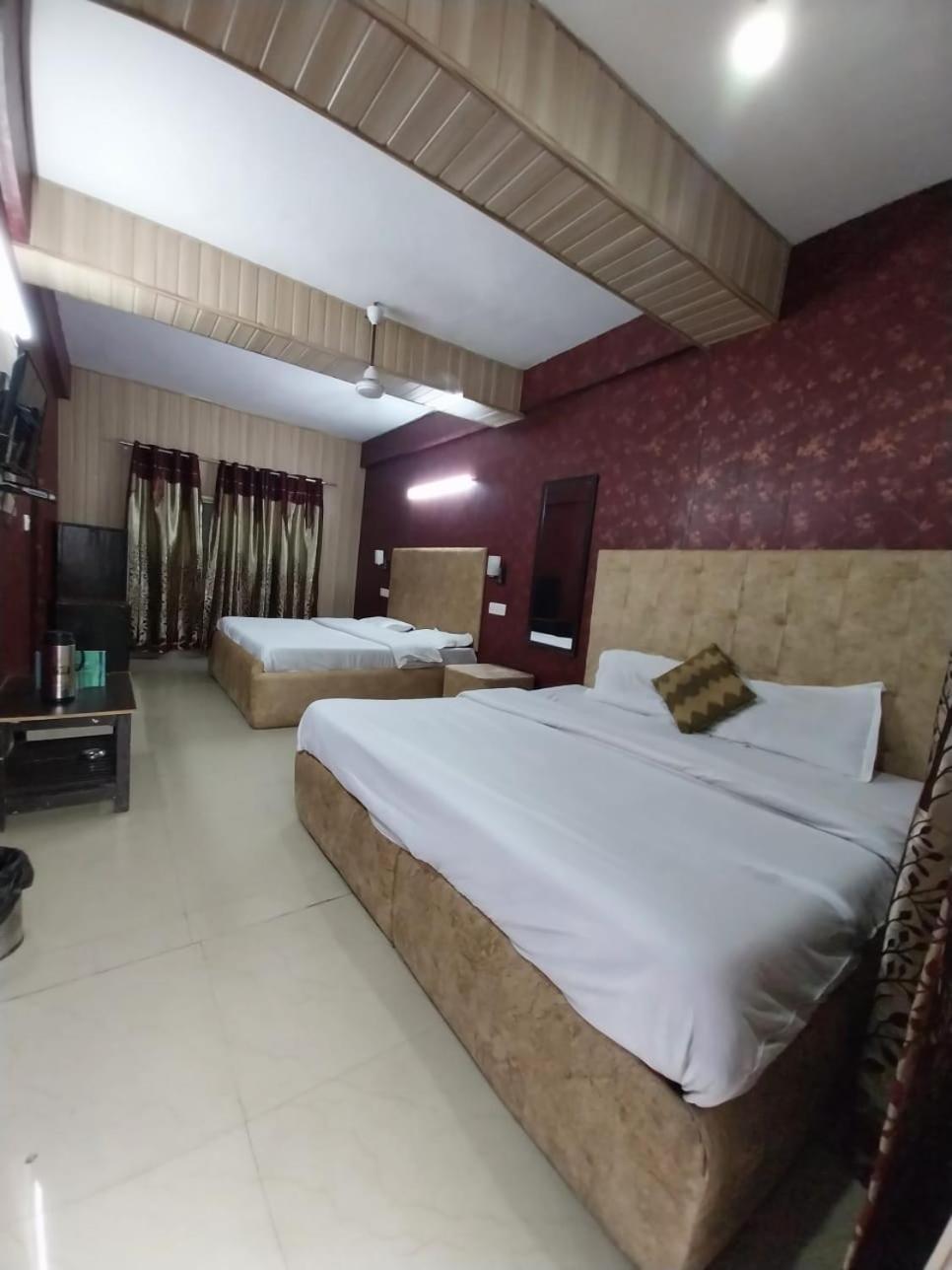 Hotel The Mussoorie International מראה חיצוני תמונה