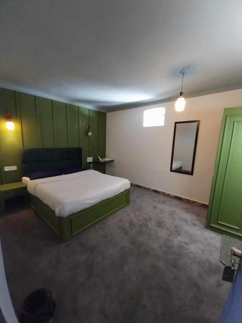 Hotel The Mussoorie International מראה חיצוני תמונה